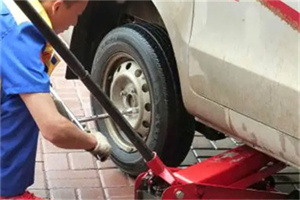南明附近拖车24小时服务热线电话